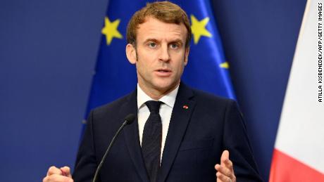 Le président français Emmanuel Macron est vu lors d’une conférence de presse le 13 décembre 2021, quelques mois avant l’élection présidentielle du pays. 