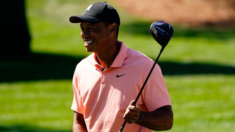 Tiger Woods, photographié à Augusta National dimanche, fera un appel de « temps de jeu » pour savoir s’il doit participer au Masters, en direct sur Sky Sports