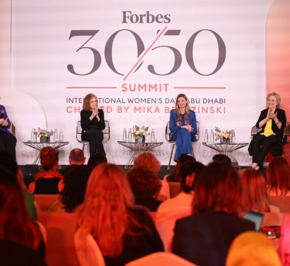 Les dirigeants donnent des conseils pour aller de l’avant au sommet Forbes 30/50