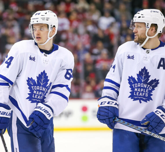 Nouvelles et rumeurs des Maple Leafs : Kampf, Aston-Reese et Lafferty